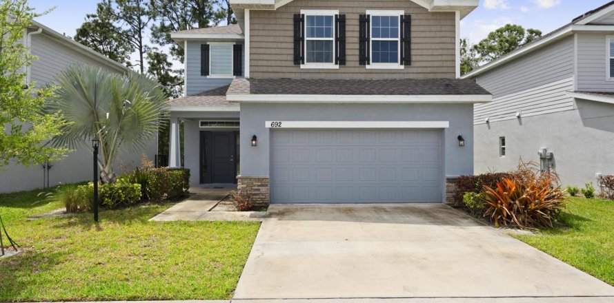 House in Port St. Lucie, Florida 4 bedrooms, 217.58 sq.m. № 2082925