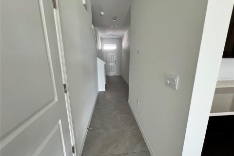 Adosado en alquiler en Apollo Beach, Florida, 3 dormitorios, 163.32 m2 № 1908838 - foto 3