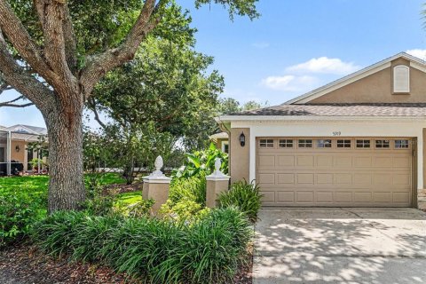 Villa ou maison à vendre à Fish Hawk, Floride: 3 chambres, 169.83 m2 № 2142715 - photo 3