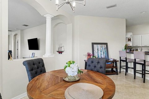 Villa ou maison à vendre à Fish Hawk, Floride: 3 chambres, 169.83 m2 № 2142715 - photo 11