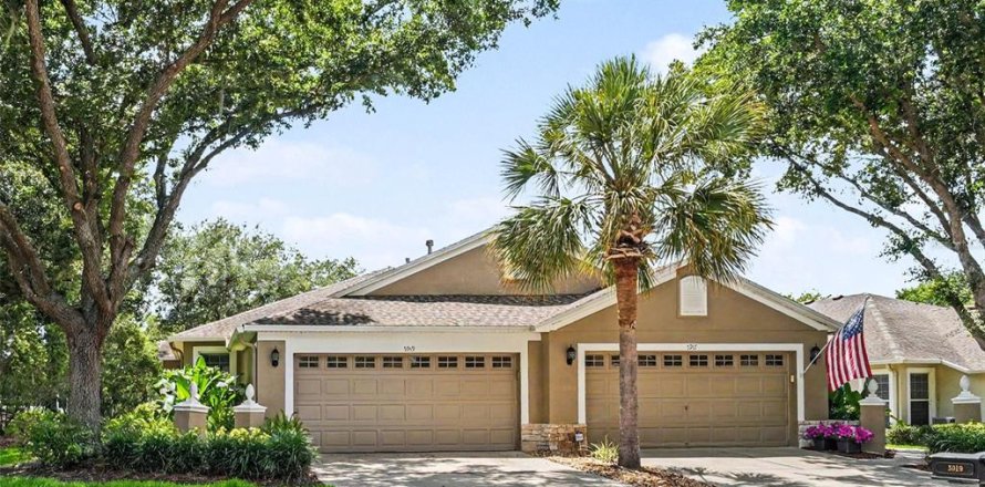Villa ou maison à Fish Hawk, Floride 3 chambres, 169.83 m2 № 2142715