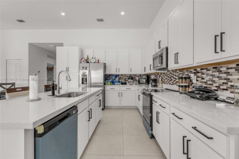 Villa ou maison à vendre à Homestead, Floride: 4 chambres № 1864938 - photo 8