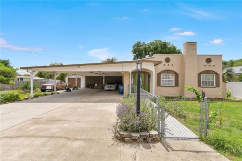 Casa en Haines City, Florida 3 dormitorios, 107.77 m2 № 2272882