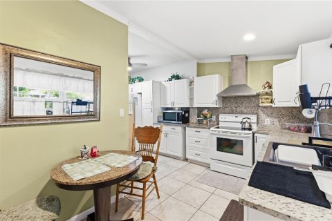Villa ou maison à vendre à Haines City, Floride: 3 chambres, 107.77 m2 № 2272882 - photo 12