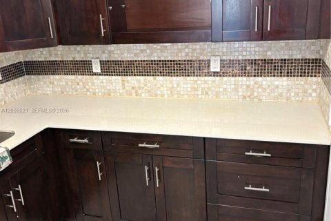 Condominio en venta en Coral Gables, Florida, 3 dormitorios, 130.06 m2 № 2260296 - foto 28