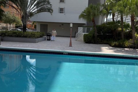 Condominio en venta en Coral Gables, Florida, 3 dormitorios, 130.06 m2 № 2260296 - foto 21