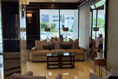 Condominio en venta en Coral Gables, Florida, 3 dormitorios, 130.06 m2 № 2260296 - foto 13