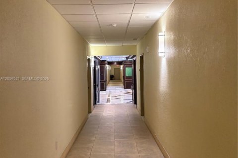 Condominio en venta en Coral Gables, Florida, 3 dormitorios, 130.06 m2 № 2260296 - foto 14