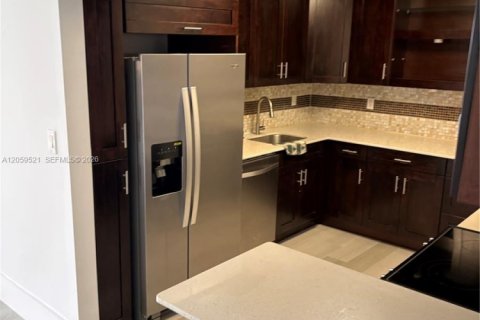 Condominio en venta en Coral Gables, Florida, 3 dormitorios, 130.06 m2 № 2260296 - foto 27