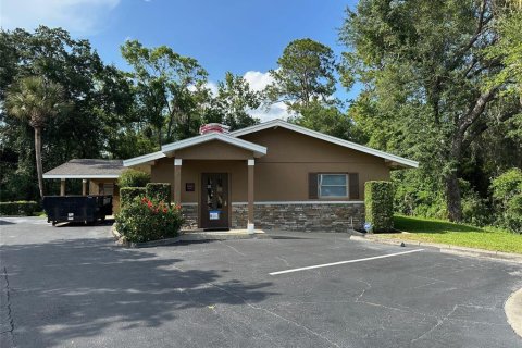 Immobilier commercial à louer à Sanford, Floride: 245.35 m2 № 1659627 - photo 1