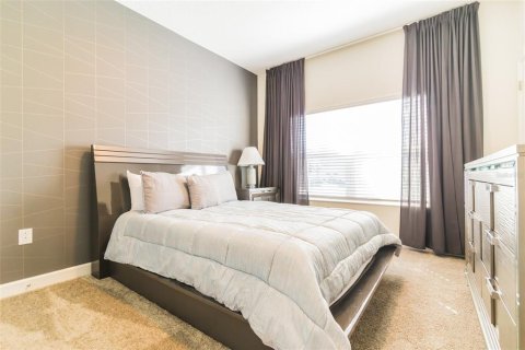 Купить таунхаус в Дэвенпорт, Флорида 11 комнат, 177.81м2, № 1555937 - фото 1