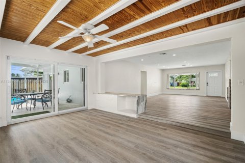 Casa en alquiler en Pompano Beach, Florida, 4 dormitorios, 197.79 m2 № 1990992 - foto 28