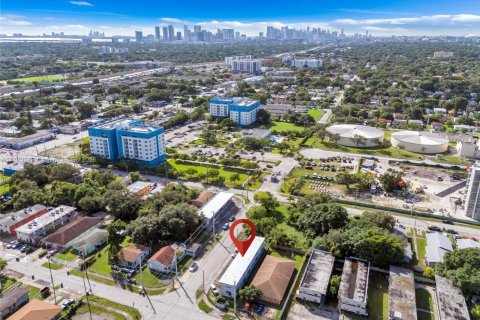 Appartement à louer à Miami, Floride: 1 chambre, 51.1 m2 № 1685948 - photo 15