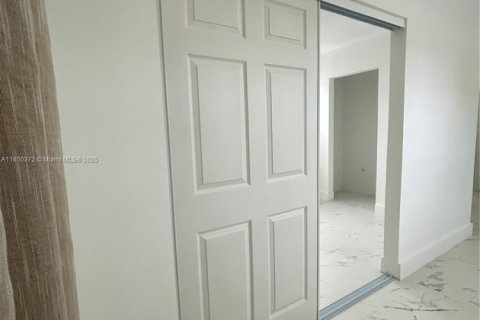 Appartement à louer à Miami, Floride: 1 chambre, 51.1 m2 № 1685948 - photo 10