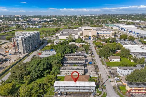 Appartement à louer à Miami, Floride: 1 chambre, 51.1 m2 № 1685948 - photo 14
