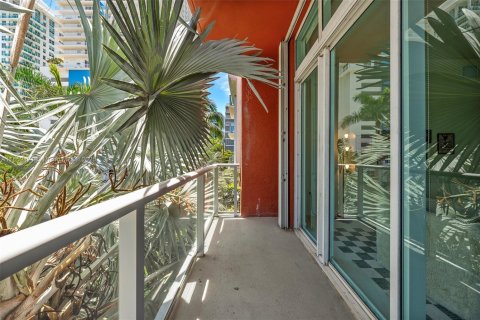 Купить кондоминиум в Майами, Флорида 2 спальни, 105.91м2, № 1858978 - фото 27