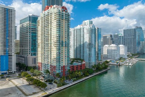 Купить кондоминиум в Майами, Флорида 2 спальни, 105.91м2, № 1858978 - фото 10