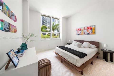 Купить кондоминиум в Майами, Флорида 2 спальни, 105.91м2, № 1858978 - фото 8
