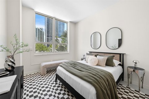 Купить кондоминиум в Майами, Флорида 2 спальни, 105.91м2, № 1858978 - фото 9