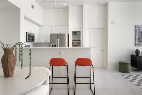 Купить кондоминиум в Майами, Флорида 2 спальни, 105.91м2, № 1858978 - фото 6