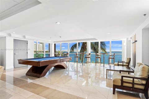 Купить кондоминиум в Майами, Флорида 2 спальни, 105.91м2, № 1858978 - фото 30