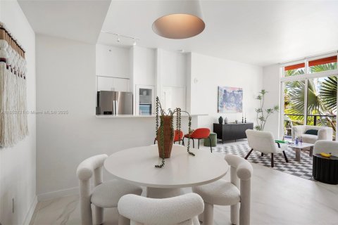 Купить кондоминиум в Майами, Флорида 2 спальни, 105.91м2, № 1858978 - фото 7