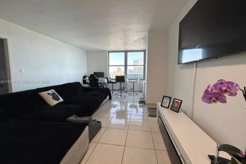 Купить кондоминиум в Майами-Бич, Флорида 1 спальня, 74.04м2, № 1995610 - фото 14