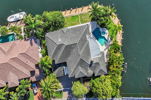 Купить виллу или дом в Лайтхаус-Пойнт, Флорида 9 комнат, 659.61м2, № 2182979 - фото 5