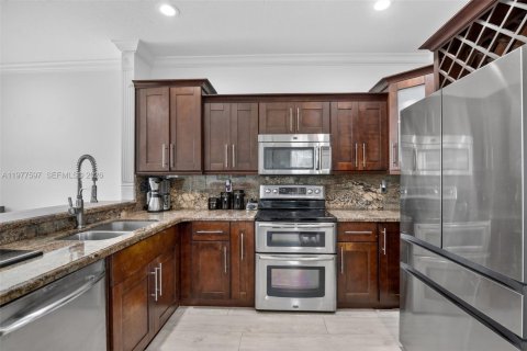 Купить виллу или дом в Дейви, Флорида 4 спальни, 195.09м2, № 2042512 - фото 15