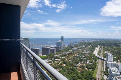 Condo in Miami, Florida, 2 bedrooms  № 1975132 - photo 8