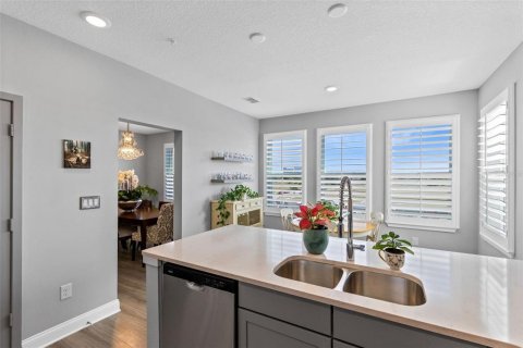 Condominio en venta en Orlando, Florida, 3 dormitorios, 167.13 m2 № 2137905 - foto 17