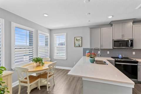 Condominio en venta en Orlando, Florida, 3 dormitorios, 167.13 m2 № 2137905 - foto 13