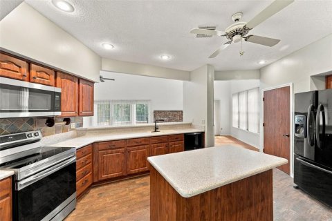 Villa ou maison à vendre à Lake Mary, Floride: 5 chambres, 322.84 m2 № 2405264 - photo 18