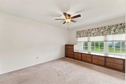 Villa ou maison à vendre à Lake Mary, Floride: 5 chambres, 322.84 m2 № 2405264 - photo 25