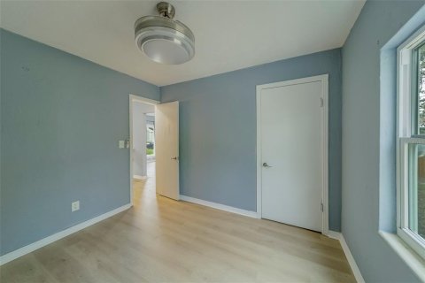 Купить виллу или дом в Сент-Питерсберг, Флорида 5 комнат, 57.97м2, № 1769027 - фото 17