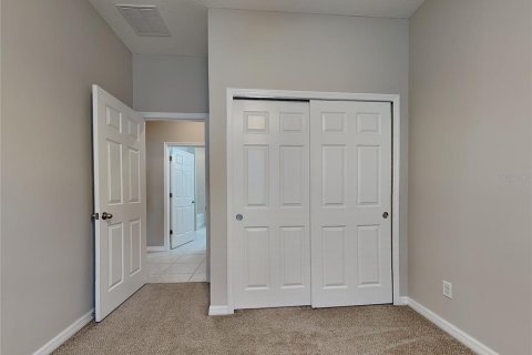Villa ou maison à louer à Wesley Chapel, Floride: 3 chambres, 147.71 m2 № 2117713 - photo 8