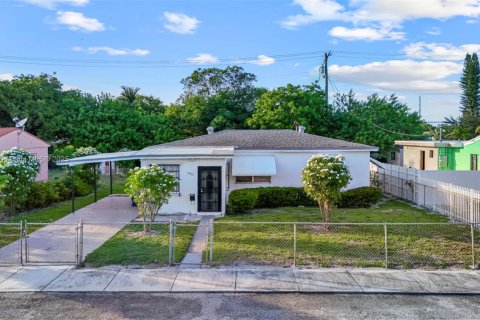 Villa ou maison à vendre à Miami, Floride: 3 chambres, 95.13 m2 № 1978496 - photo 29