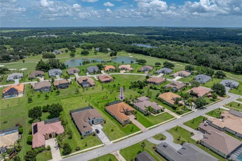 House in Dade City, Florida 4 bedrooms, 335.66 sq.m. № 1918419 - photo 3