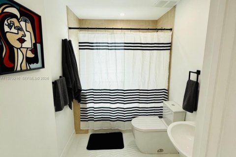 Copropriété à louer à Miami Beach, Floride: 2 chambres, 105.07 m2 № 2046023 - photo 14