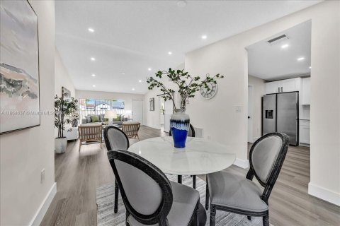 Villa ou maison à vendre à Miami Gardens, Floride: 3 chambres, 129.13 m2 № 1896557 - photo 18