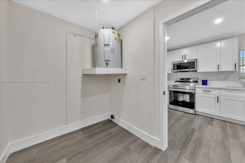 Villa ou maison à vendre à Miami Gardens, Floride: 3 chambres, 129.13 m2 № 1896557 - photo 25