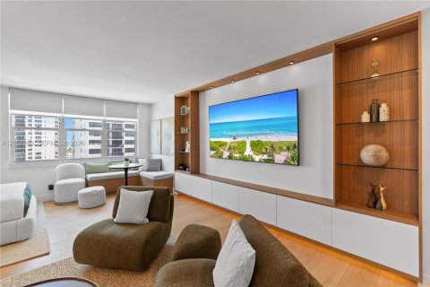 Copropriété à louer à Hollywood, Floride: 54.81 m2 № 2168906 - photo 21