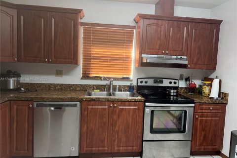 Casa en venta en Palmetto Bay, Florida, 3 dormitorios, 154.12 m2 № 1860358 - foto 16