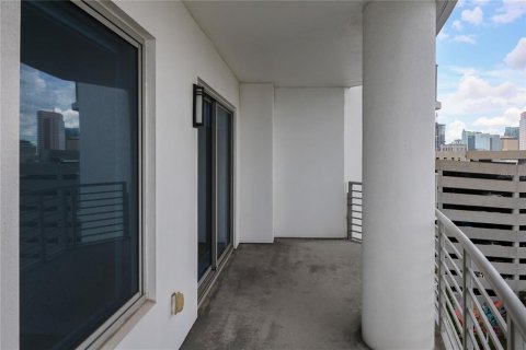 Снять в аренду кондоминиум в Тампа, Флорида 3 спальни, 161м2, № 2215268 - фото 22