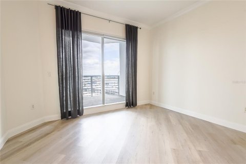 Снять в аренду кондоминиум в Тампа, Флорида 3 спальни, 161м2, № 2215268 - фото 16