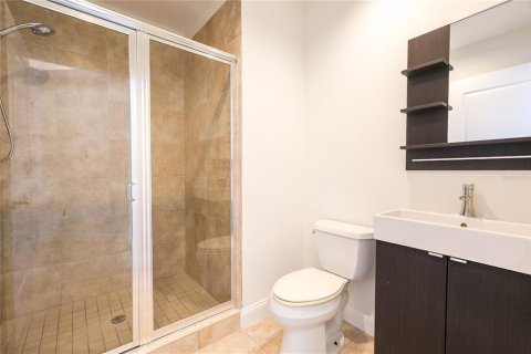 Снять в аренду кондоминиум в Тампа, Флорида 3 спальни, 161м2, № 2215268 - фото 15