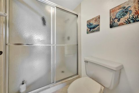 Condo in Saint Petersburg, Florida, 2 bedrooms  № 1567745 - photo 16