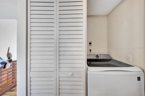 Condo in Saint Petersburg, Florida, 2 bedrooms  № 1567745 - photo 20