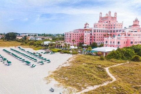 Condo in Saint Petersburg, Florida, 2 bedrooms  № 1567745 - photo 27