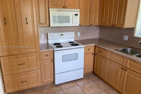 Copropriété à vendre à Weston, Floride: 2 chambres, 113.34 m2 № 2264630 - photo 7